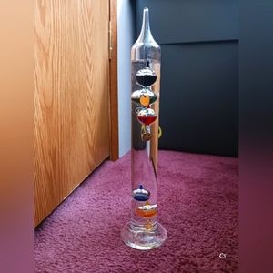Galileo thermometer instrument